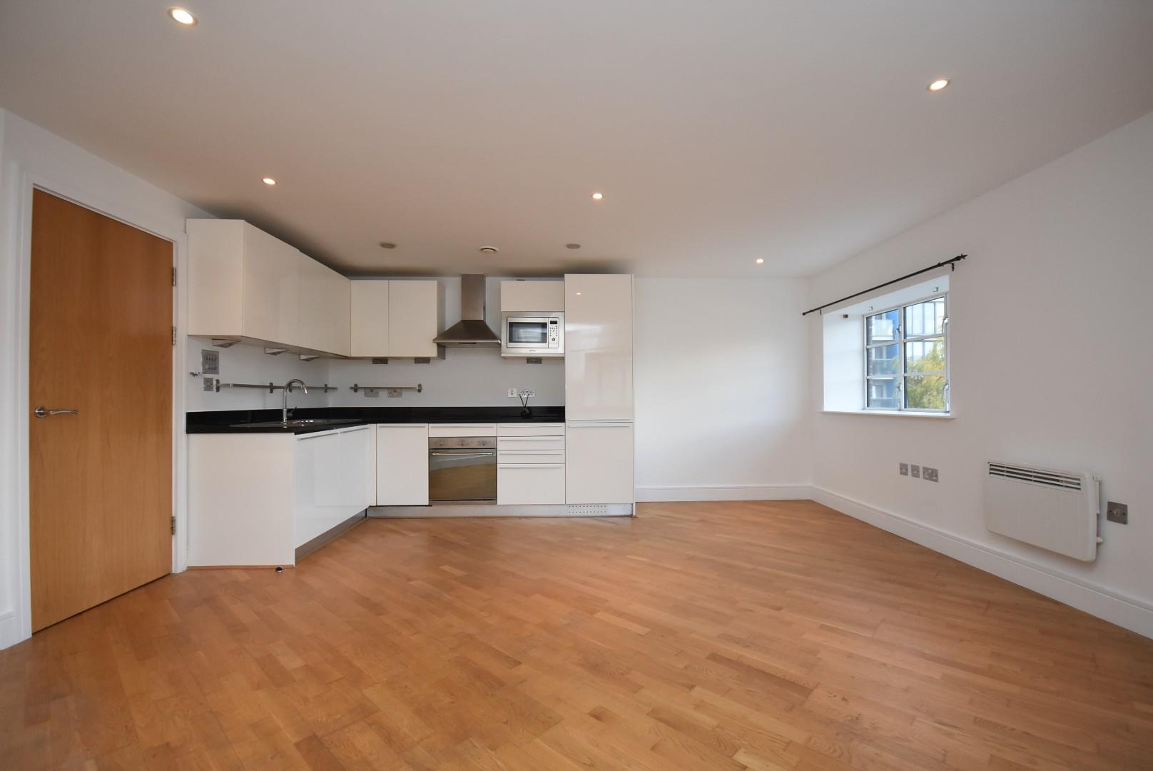 115 Woodlands, Hayes Point, Sully, CF64 5QE